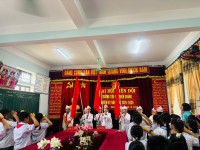 Đại hội liên đội trường TH Diễn Quảng