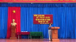 `TRƯỜNG TỔ CHỨC HOẠT ĐỘNG HỘI KHỎE PHÙ ĐỔNG CẤP TRƯỜNG CHO CÁC EM HỌC SINH THAM GIA